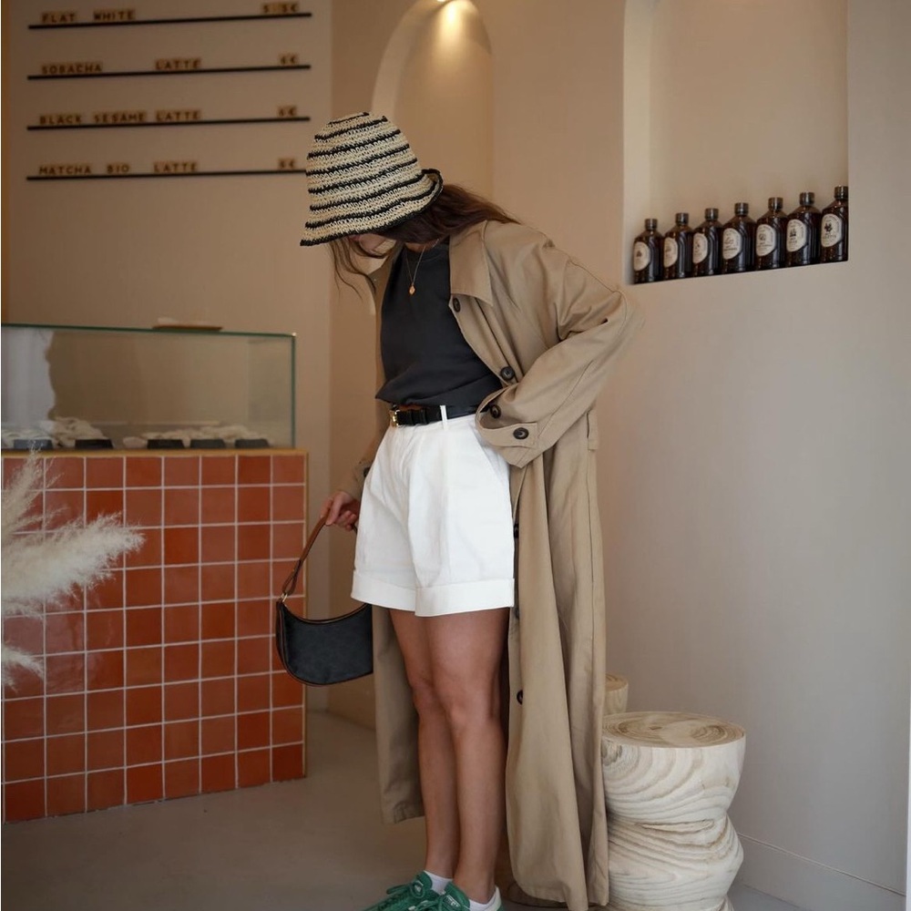 Striped Black and Tan Straw Hat